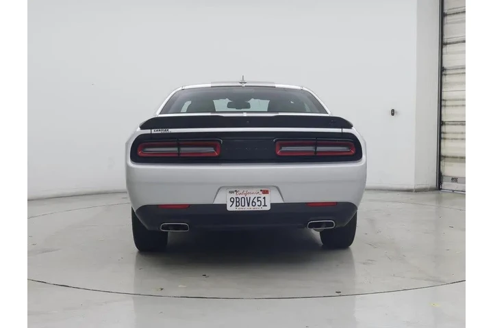 $23998 : Dodge Challenger 2022 AWD SX image 6