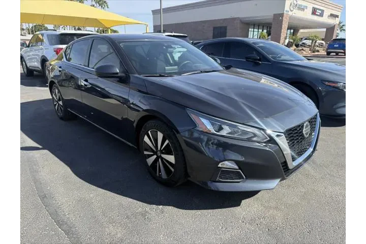 $16999 : Nissan Altima 2022 2.5 SV 4d image 3