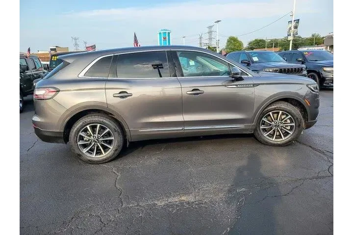 $29889 : Lincoln Nautilus 2022 Standa image 9