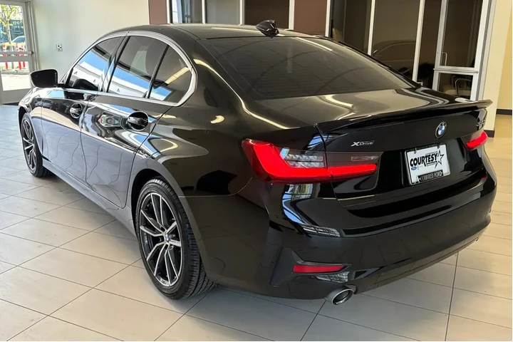 $26897 : BMW 3 Series 2021 AWD 330i x image 6