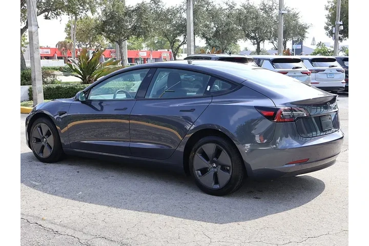 $23959 : Tesla Model 3 2023 4dr Sedan image 9