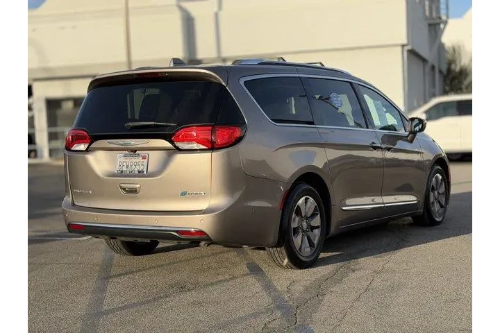 $18995 : Chrysler Pacifica Hybrid 201 image 7