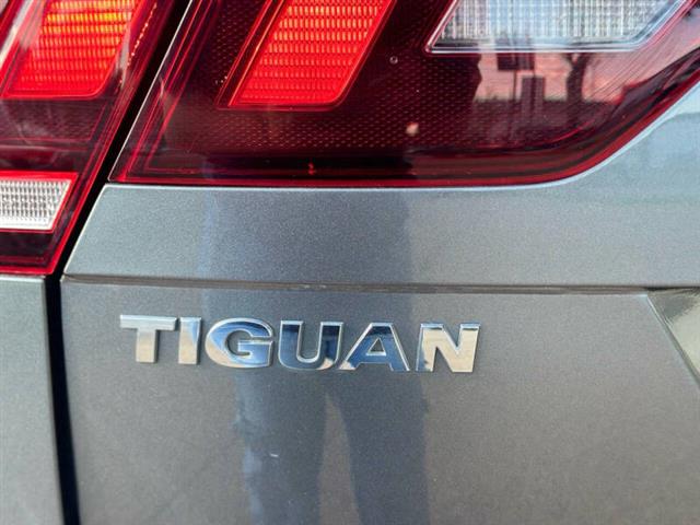 $19900 : 2021 Tiguan S image 10