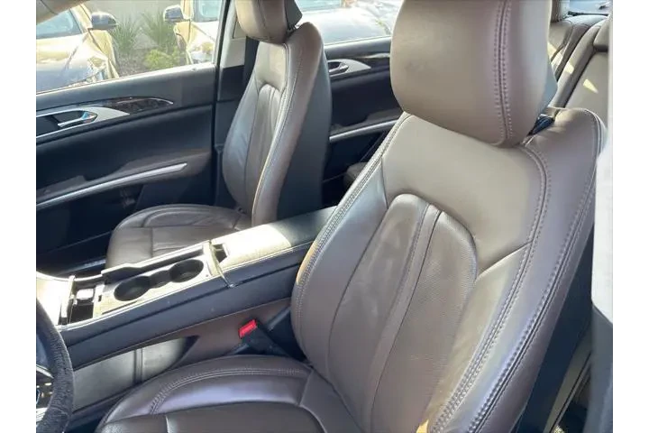 $13996 : Lincoln MKZ Hybrid 2015 4dr image 6