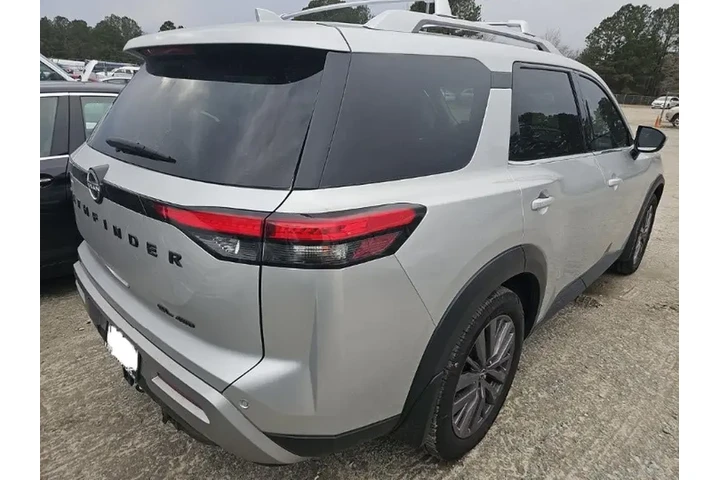 $26793 : Nissan Pathfinder 2023 AWD S image 4