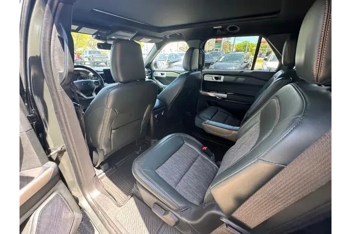 $35700 : Ford Explorer 2023 AWD Timbe image 7