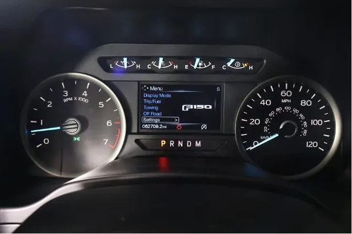 $28250 : Ford F-150 2018 4x4 Lariat 4 image 4