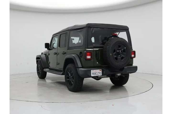 $30998 : Jeep Wrangler Unlimited 2022 image 2