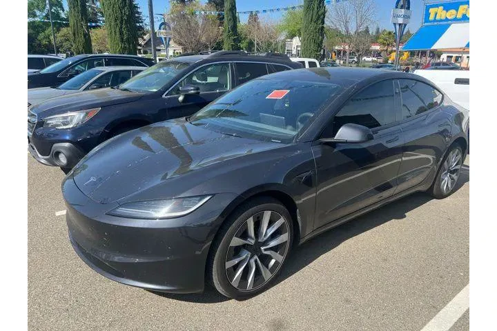 $32655 : Tesla Model 3 2024 4dr Sedan image 1
