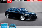 $20433 : 2018 Camry LE thumbnail