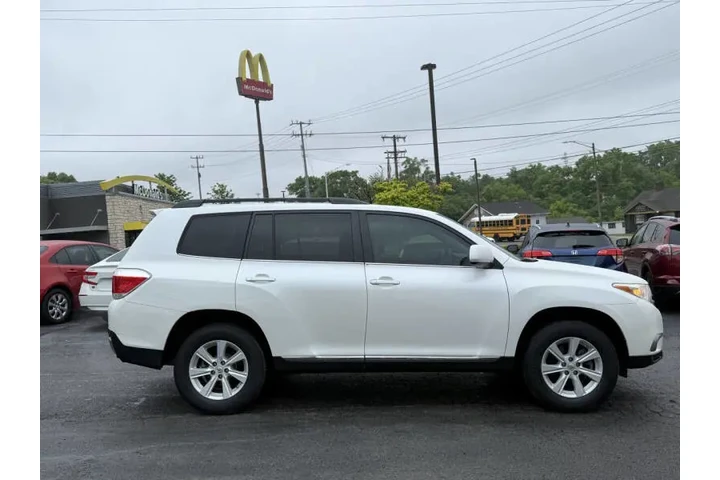 $9495 : 2012 Highlander image 4