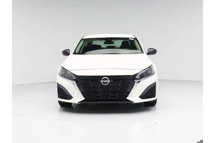 $20998 : Nissan Altima 2024 2.5 SV 4d image 5
