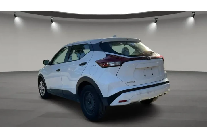 $15889 : Nissan Kicks 2024 S 4dr Cros image 9