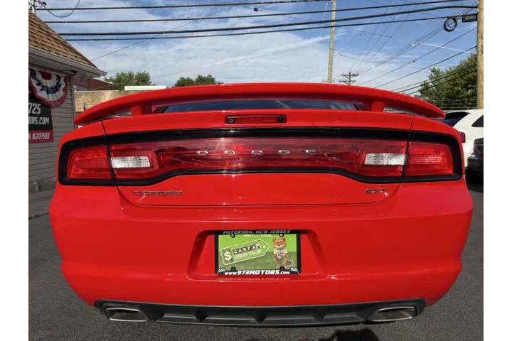 $7399 : 2014 Charger SXT Plus image 9