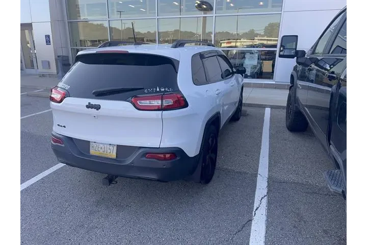 $10500 : Jeep Cherokee 2016 4x4 Latit image 4