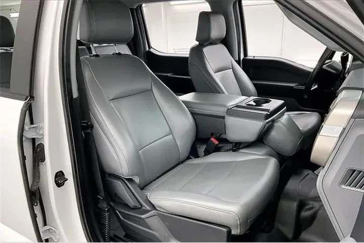 $29990 : Ford F-150 2021 4x4 XL 4dr S image 7