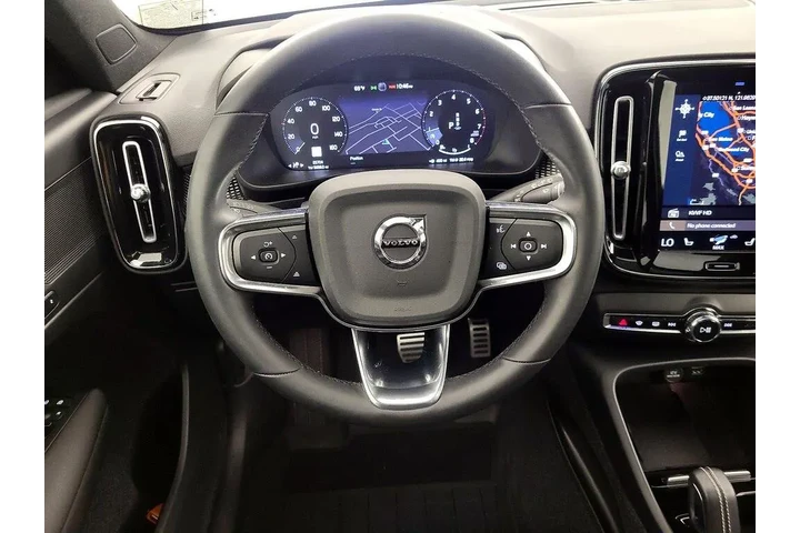 $29998 : Volvo XC40 2022 AWD T5 R-Des image 10