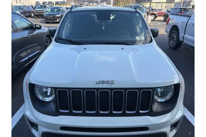 $20481 : Jeep Renegade 2022 4x4 Latit image 2