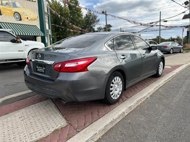 $6995 : 2016 Altima 2.5 S image 4