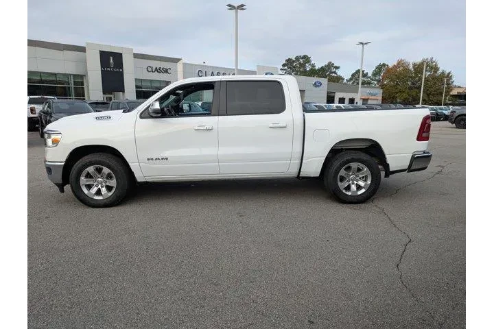 $31995 : Ram 1500 2024 4x2 Laramie 4d image 8