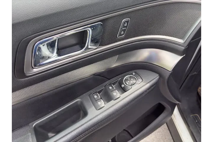 $17000 : Ford Explorer 2019 XLT 4dr S image 5
