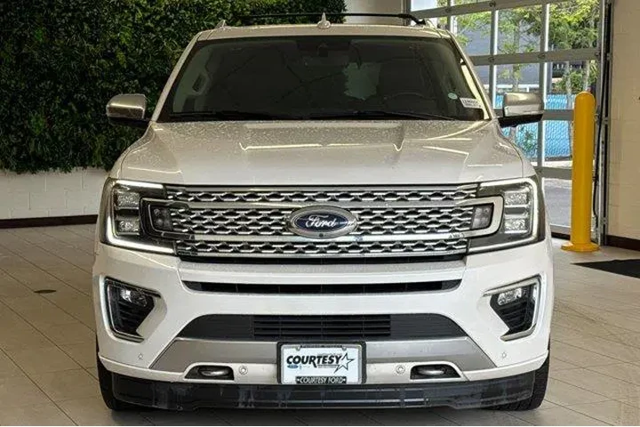 $30785 : Ford Expedition 2019 4x4 Pla image 9
