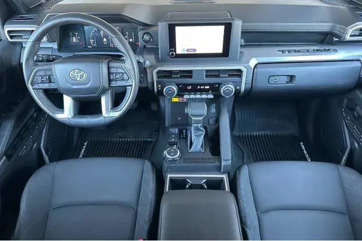 $39995 : Toyota Tacoma 2024 4x4 SR5 4 image 3