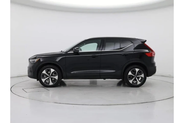 $30998 : Volvo XC40 2025 AWD B5 Plus image 3