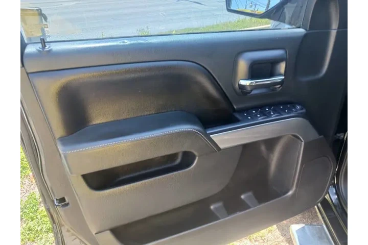 $14800 : 2016 Silverado 1500 LT image 6