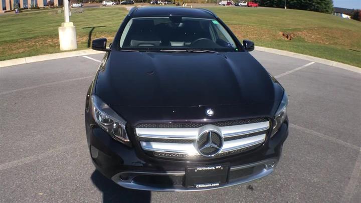 $13400 : PRE-OWNED  MERCEDES-BENZ GLA 2 image 4