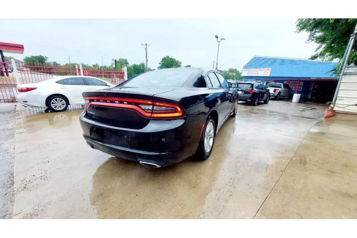$13990 : 2021 Charger SXT image 6