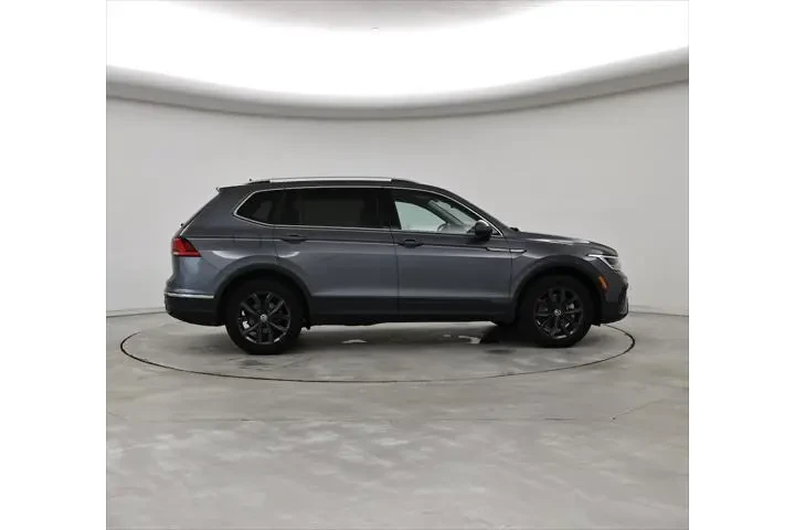 $23998 : Volkswagen Tiguan 2024 SE 4d image 7