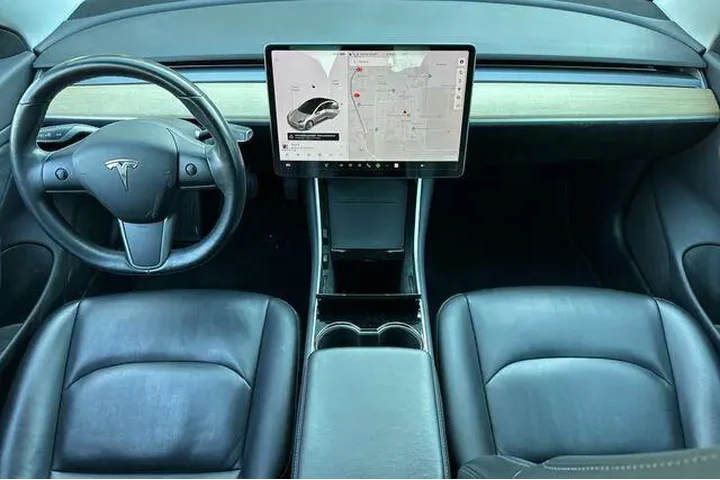 $19959 : Tesla Model 3 2018 Mid Range image 5