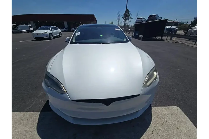 $27490 : Tesla Model S 2019 AWD 75D 4 image 2