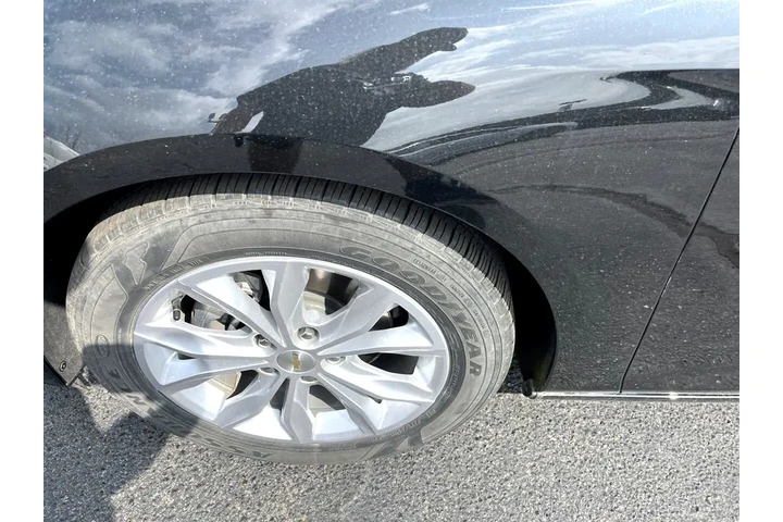 $18995 : 2021 Malibu LT image 9