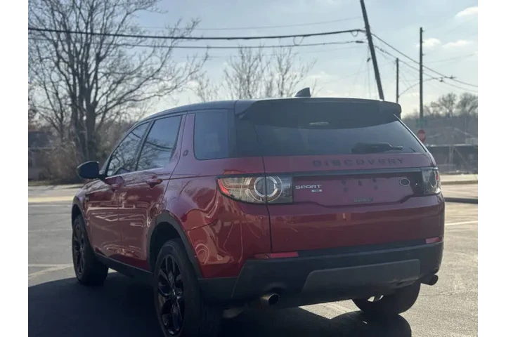 $8999 : 2017 Land Rover Discovery Spo image 7