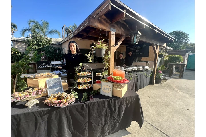 Flavors catering image 5