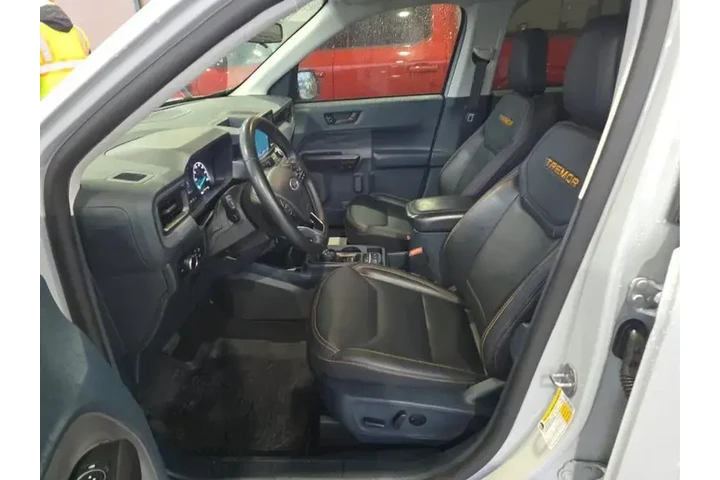 $30995 : Ford Maverick 2023 AWD XLT 4 image 4