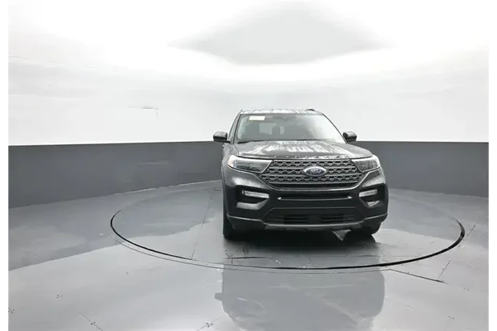 $32990 : Ford Explorer 2023 AWD XLT 4 image 2