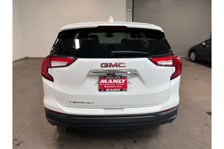 $20810 : GMC Terrain 2024 SLE 4dr SUV image 3