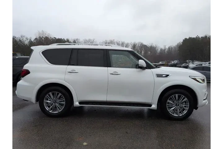 $40000 : INFINITI QX80 2023 AWD Luxe image 3
