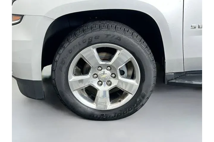 $27975 : Chevrolet Suburban 2017 4x4 image 10
