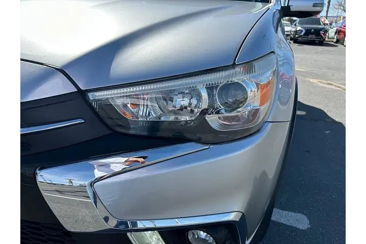 $18995 : Mitsubishi Outlander Sport 2 image 9