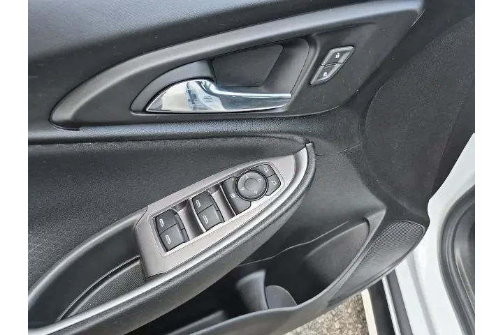 $18440 : Chevrolet Malibu 2024 LS 4dr image 10