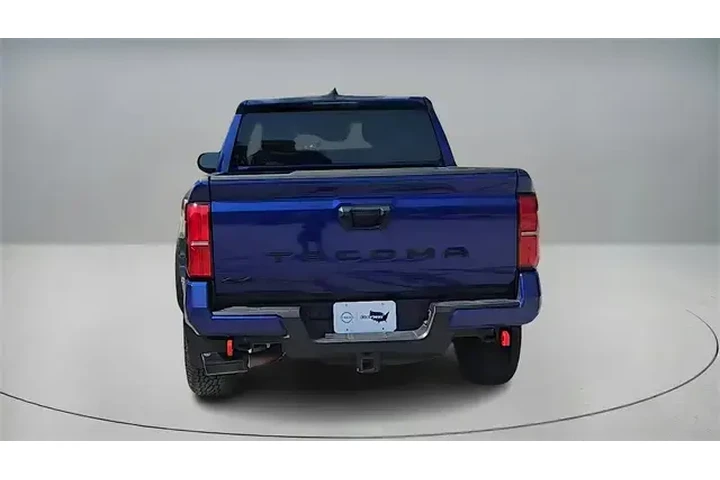 $38307 : Toyota Tacoma 2024 4x4 TRD O image 5