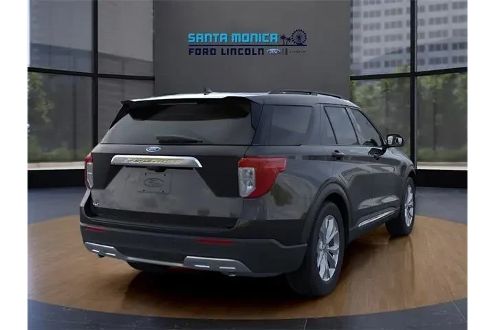 $33361 : Ford Explorer 2024 XLT 4dr S image 2