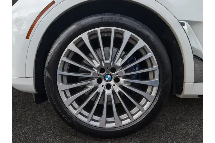 $33998 : BMW X7 2019 AWD xDrive40i 4d image 8