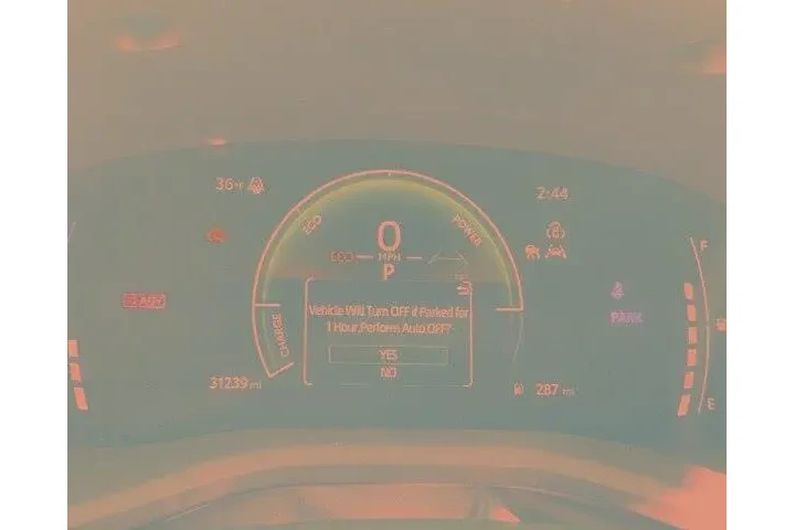 $27495 : Toyota Camry 2025 SE 4dr Sed image 7