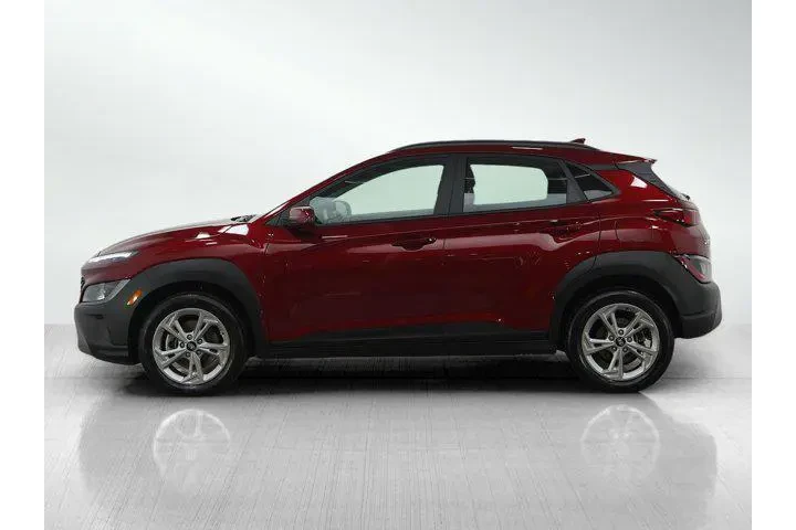 $21998 : Hyundai KONA 2023 AWD SEL 4d image 2