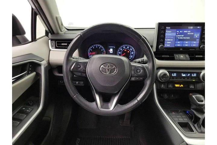 $26998 : Toyota RAV4 2019 AWD XLE Pre image 10